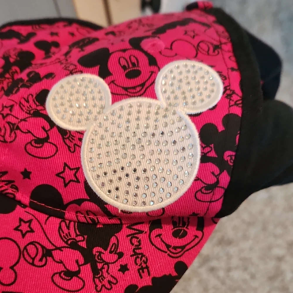 Disney Pink and Black Mickey Mouse Hat with White Icon - Picture 4 of 4